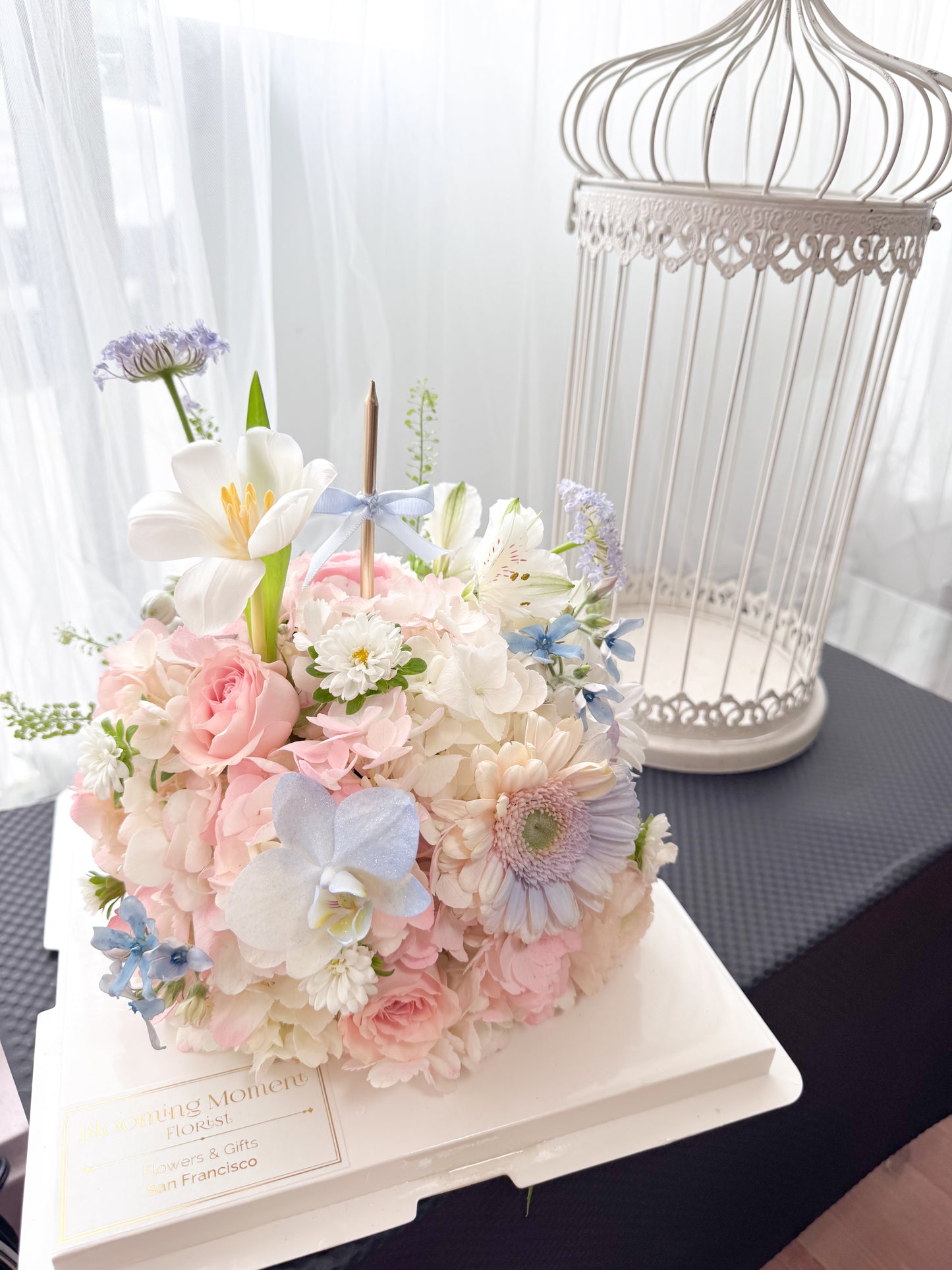 [FRESH FLOWER] Cotton Candy Theme Birthday Cake Shape arrangement