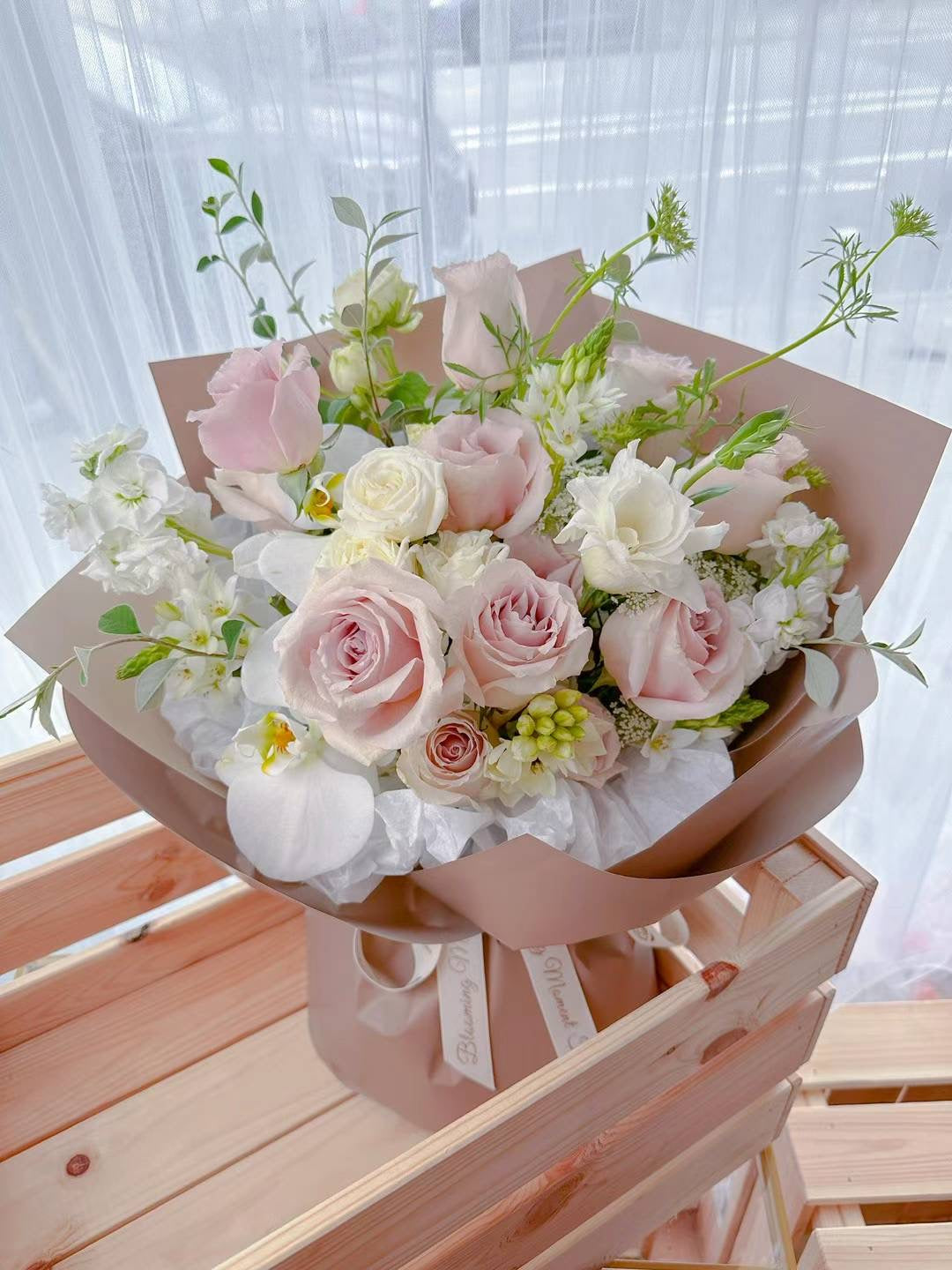 [FRESH FLOWER] Dusty Rose Pure White Serenity Bouquet