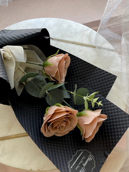 [SOAP FLOWER] Midnight Cappuccino Rose Ensemble Soap Flower Bouquet